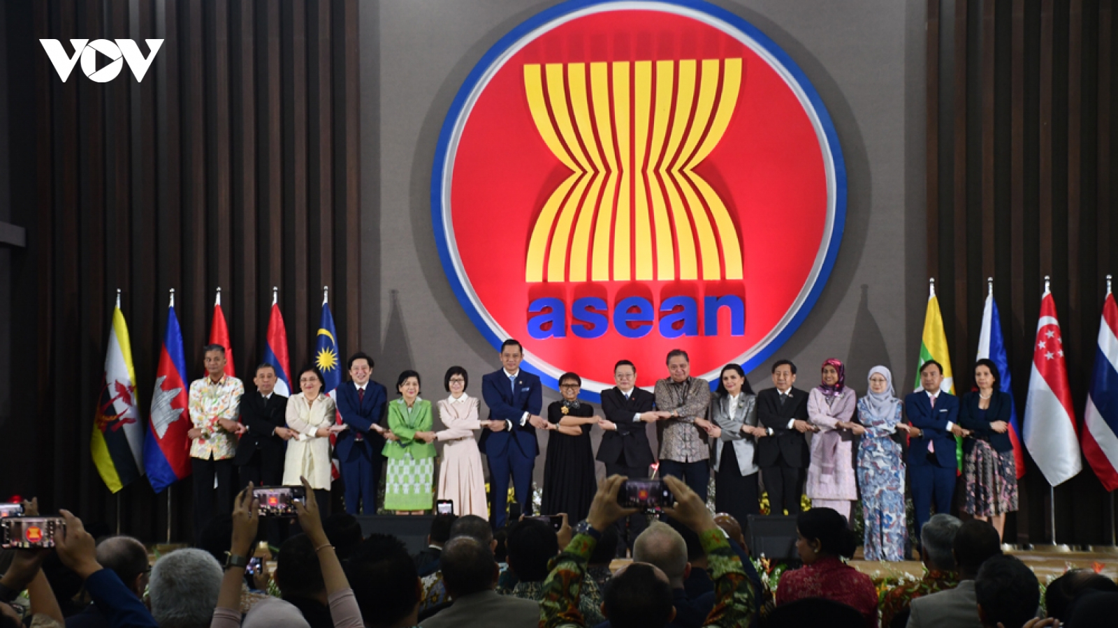Kỷ niệm 57 năm ASEAN: Tự hào về một khu vực hòa bình và tự cường
