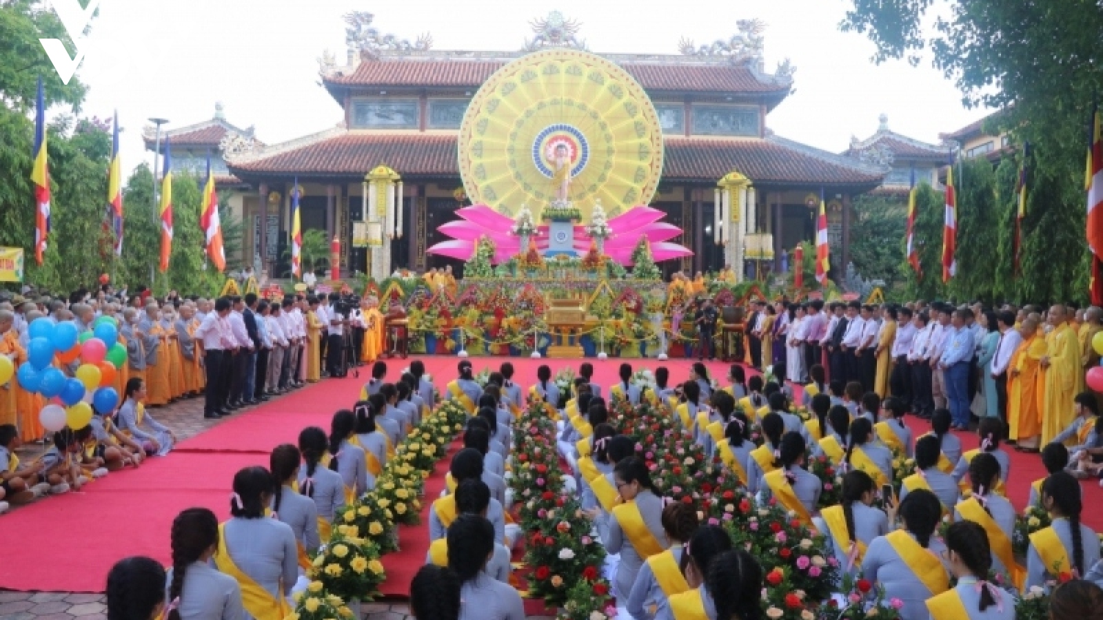 Vietnam unwaveringly respects right to freedom of belief and religion of all people