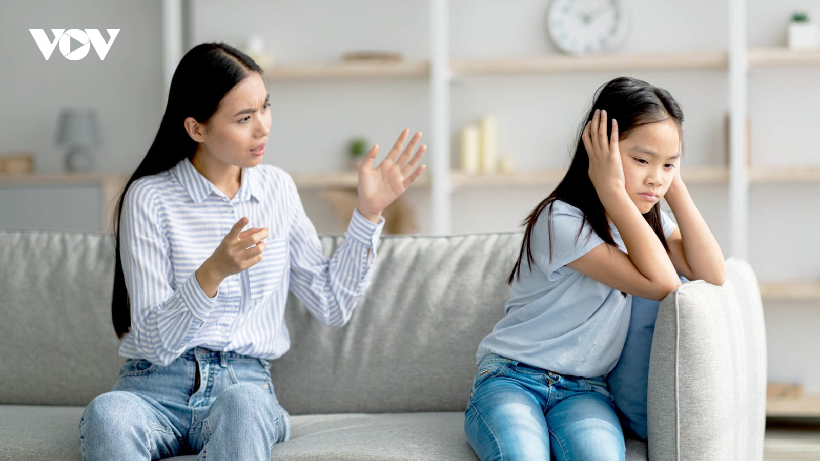 Vì sao cha mẹ và con cái trưởng thành khó hòa hợp?