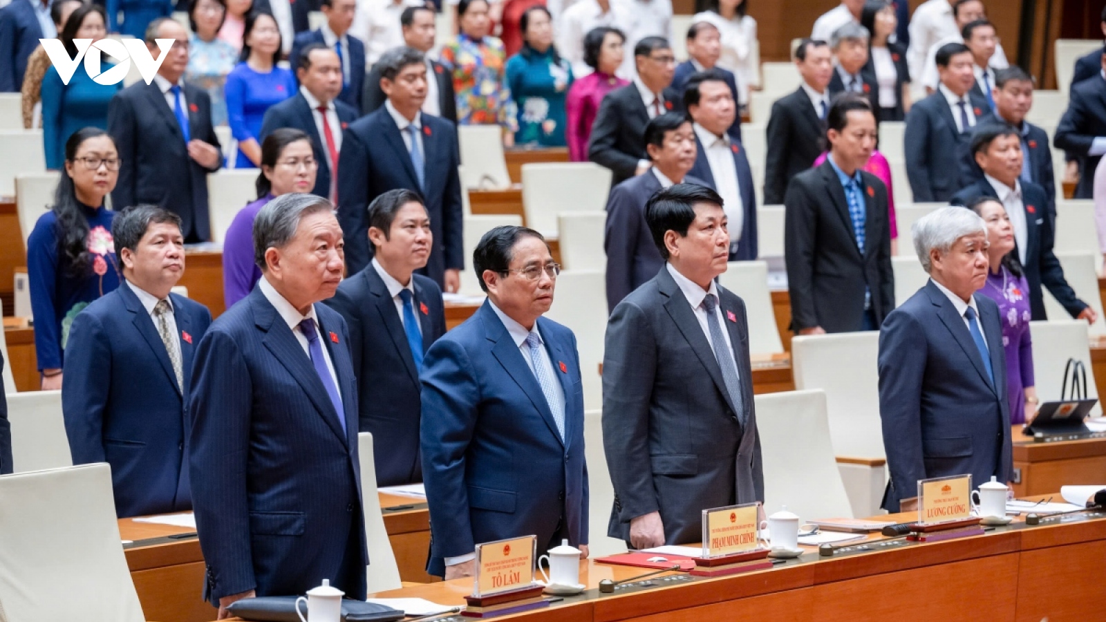 NA holds eighth extraordinary session to consider personnel work