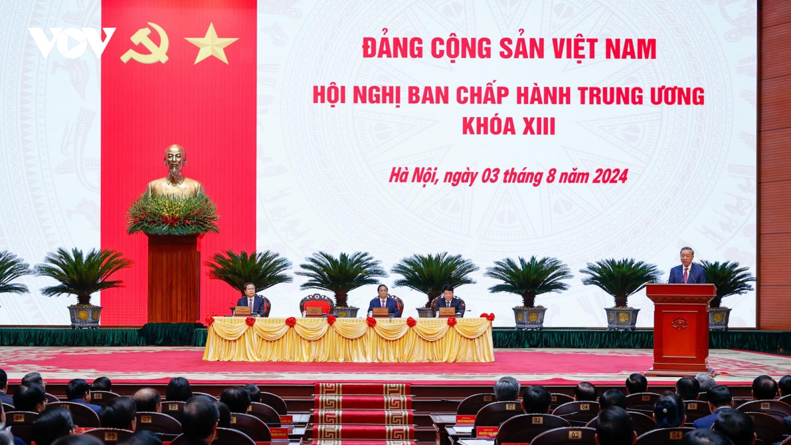 Khai mạc Hội nghị Ban Chấp hành Trung ương khóa XIII