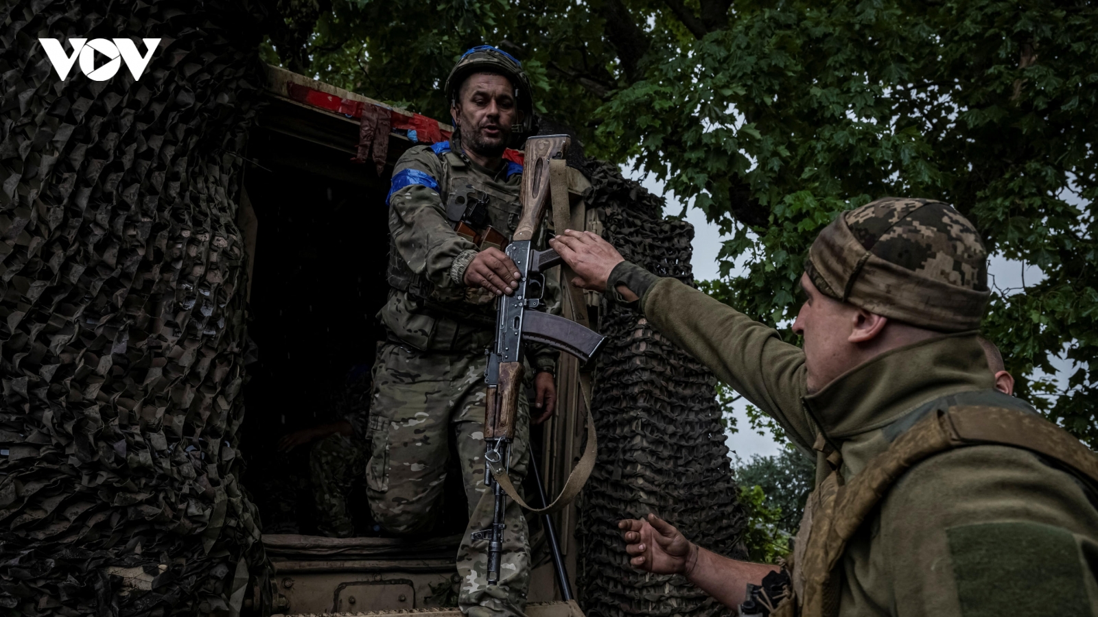 Dồn quân đánh chiếm Kursk, Ukraine mất nhiều vùng lãnh thổ tại Donetsk