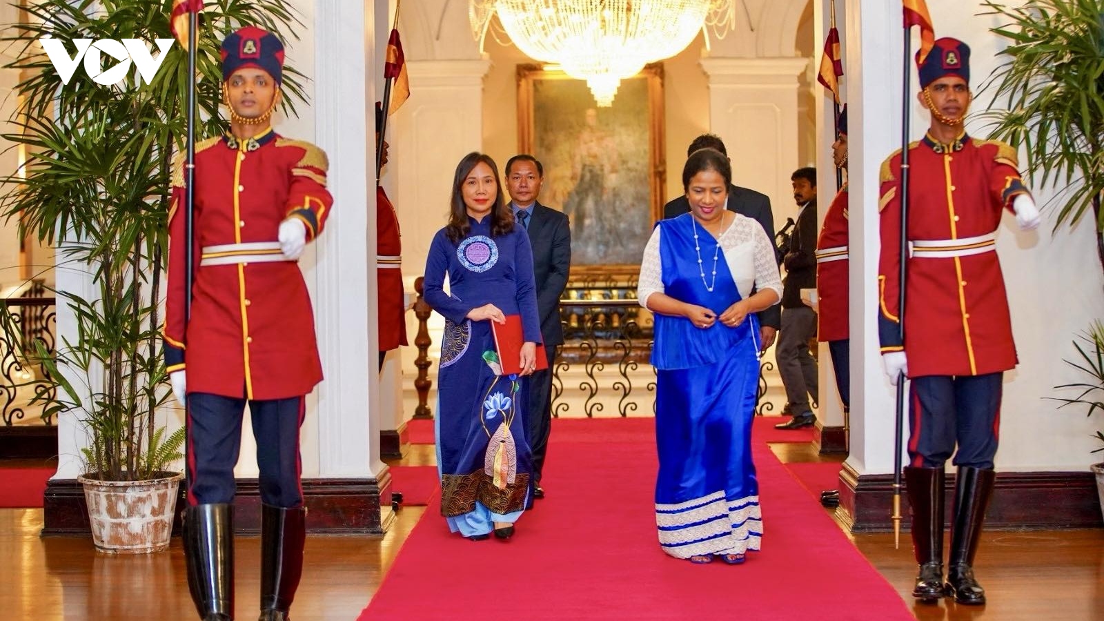 Đại sứ Trịnh Thị Tâm trình Thư ủy nhiệm lên Tổng thống Sri Lanka