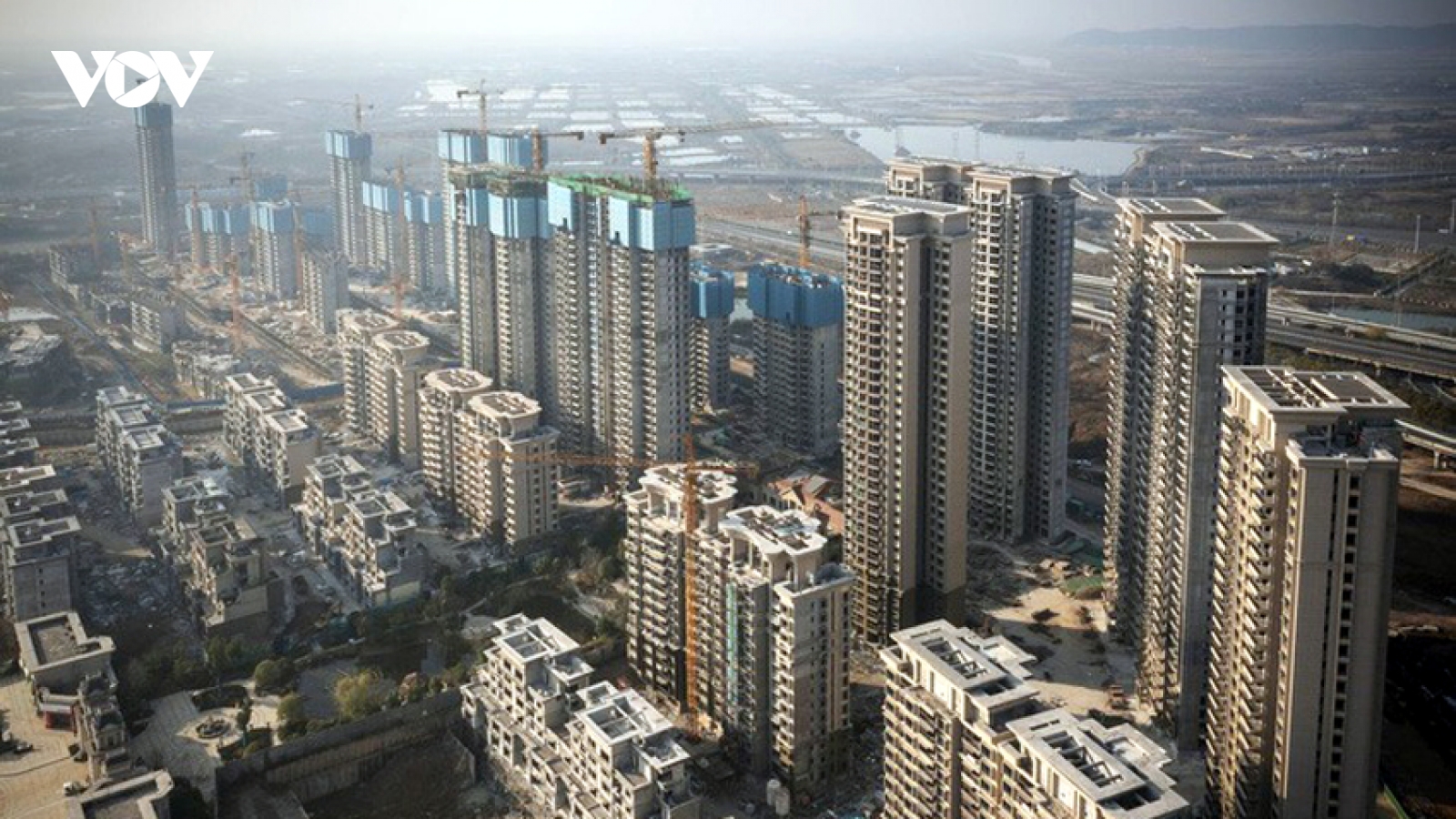 IMF dự báo tăng trưởng kinh tế Trung Quốc đạt 5% trong năm nay