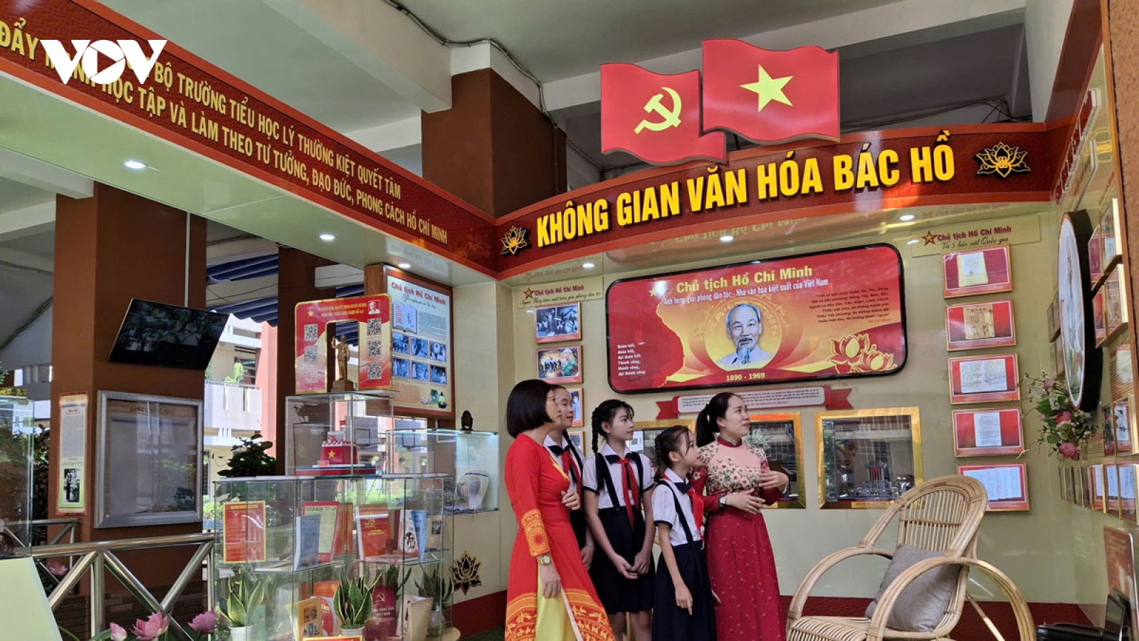 Không gian văn hóa Bác Hồ: Gieo mầm yêu nước cho học sinh Bình Dương