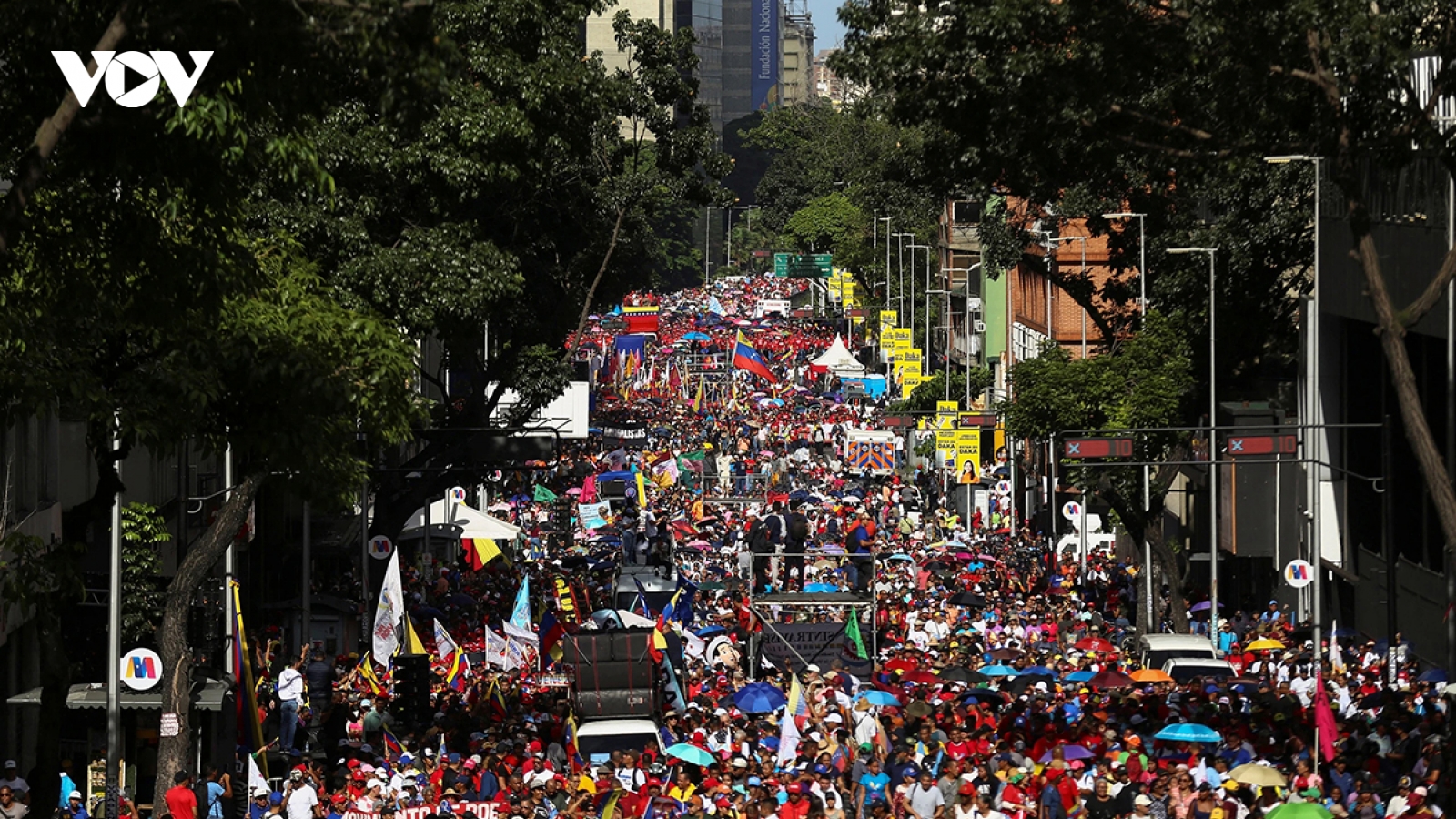 Hai cuộc biểu tình đối lập trên khắp Venezuela