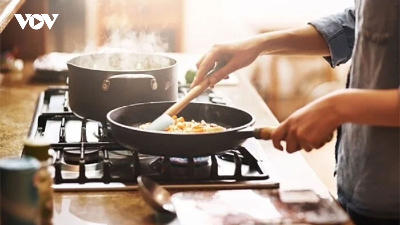 Dầu, mỡ chiên rán nhiều lần có gây ung thư?