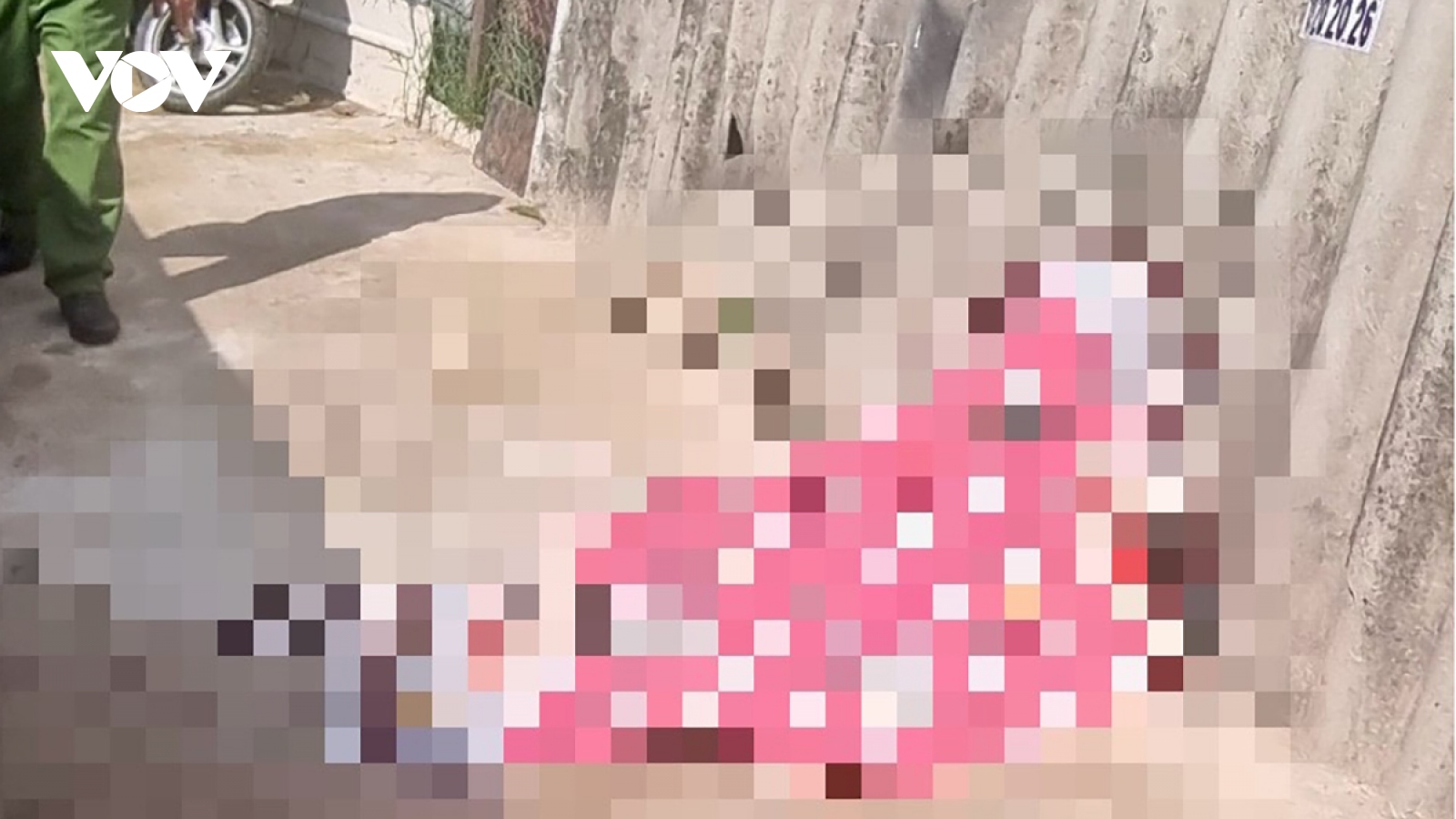 Người đàn ông tử vong trên đường hẻm ở Bình Thuận