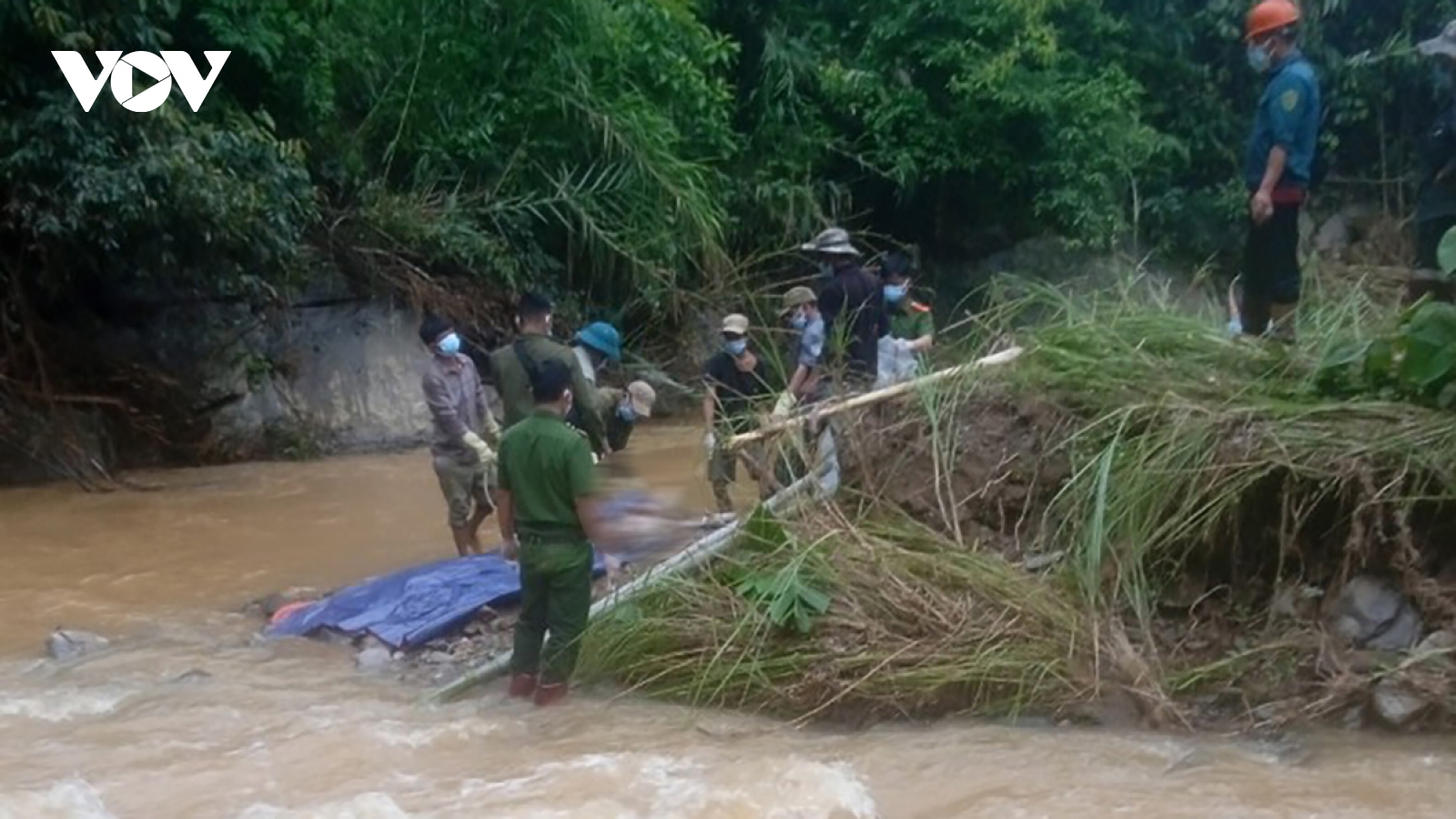 Tìm thấy thi thể người phụ nữ sau hơn 1 tuần bị nước lũ cuốn trôi ở Sơn La
