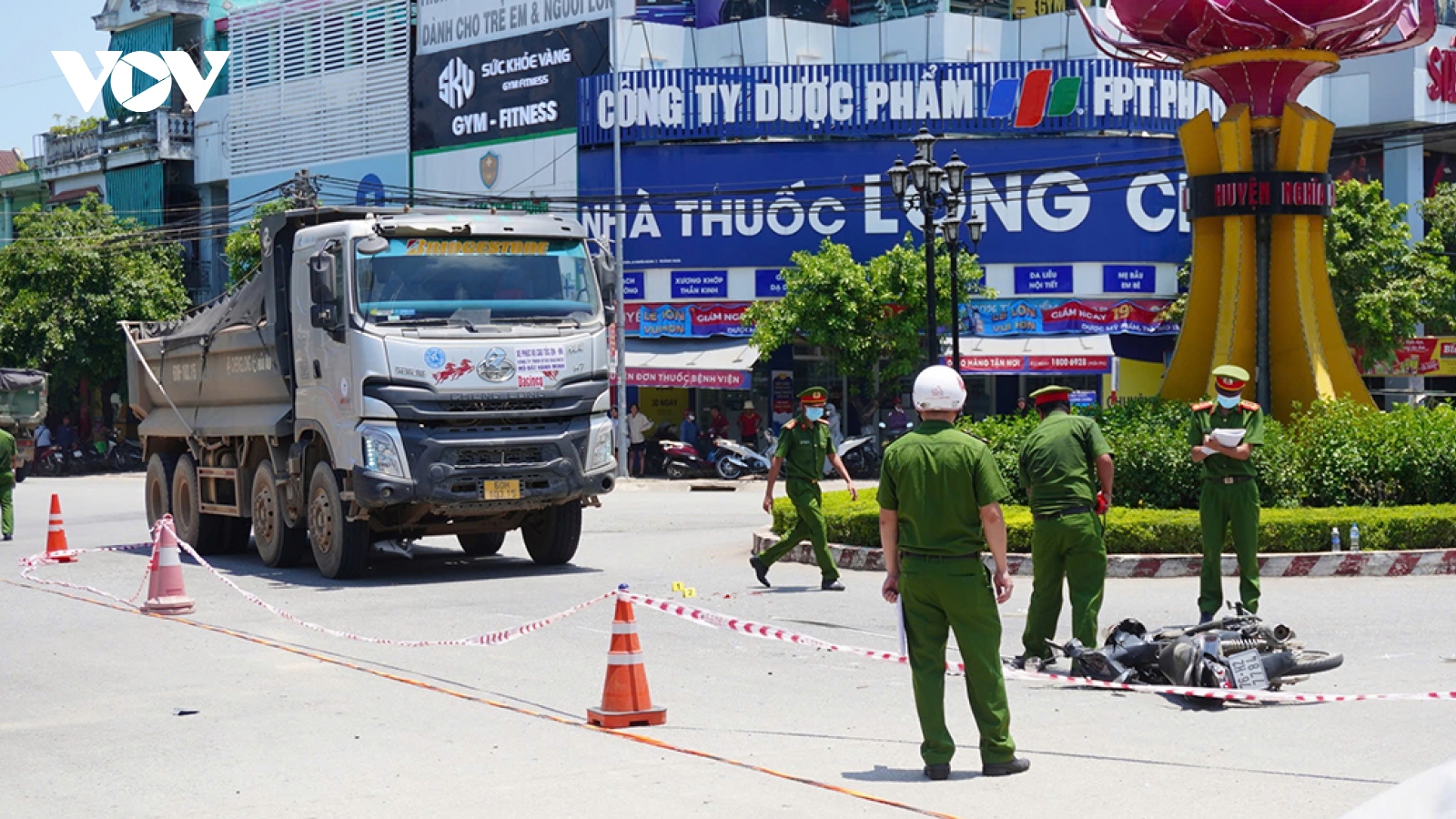 Tai nạn giao thông tại Quảng Ngãi khiến 1 phụ nữ tử vong