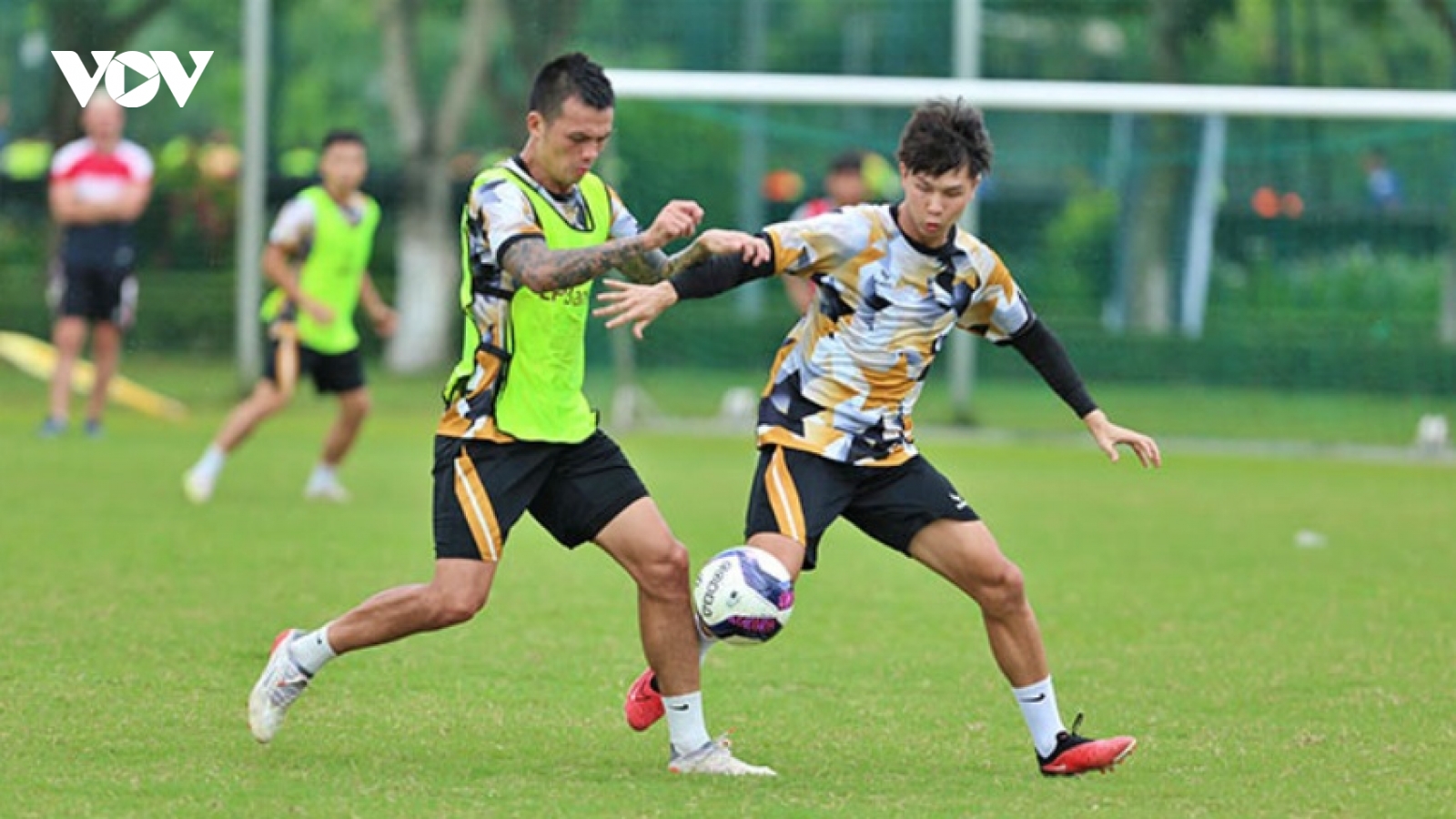 Chuyển nhượng V-League mới nhất: Cựu cầu thủ HAGL cập bến đội hạng Nhất