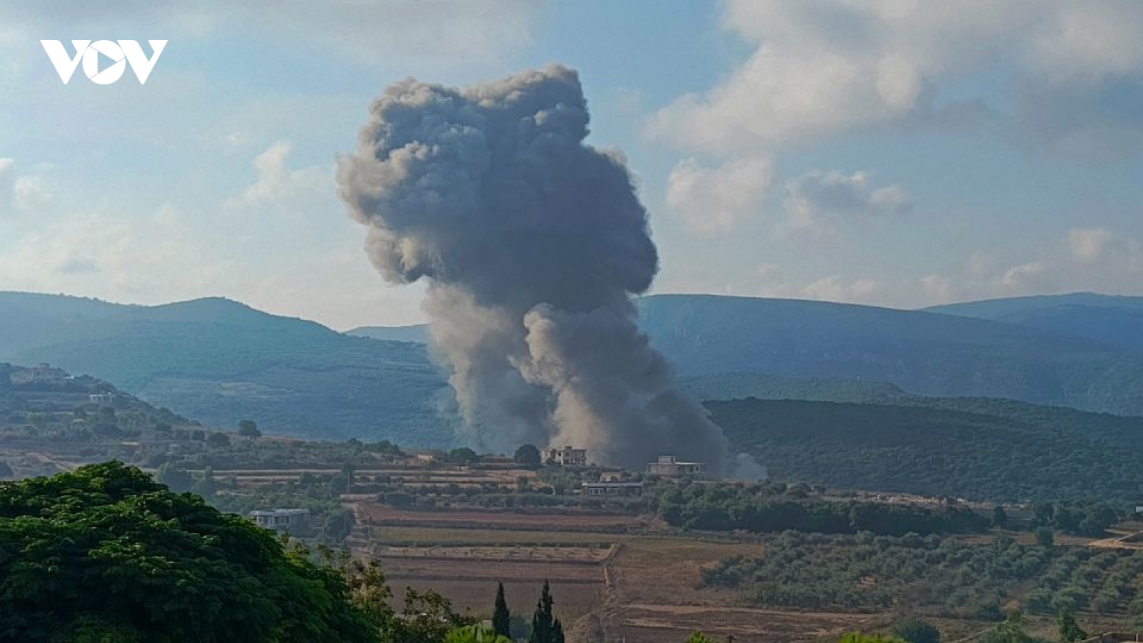 Israel và Hezbollah giao tranh ác liệt, Houthi tham chiến trở lại