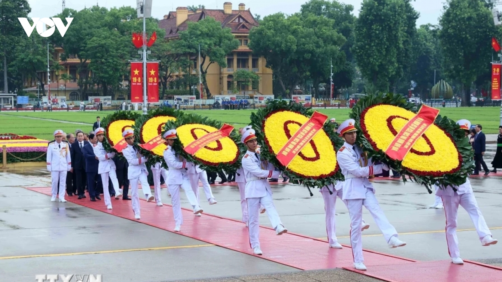 Lãnh đạo Đảng, Nhà nước vào Lăng viếng Chủ tịch Hồ Chí Minh nhân dịp Quốc khánh