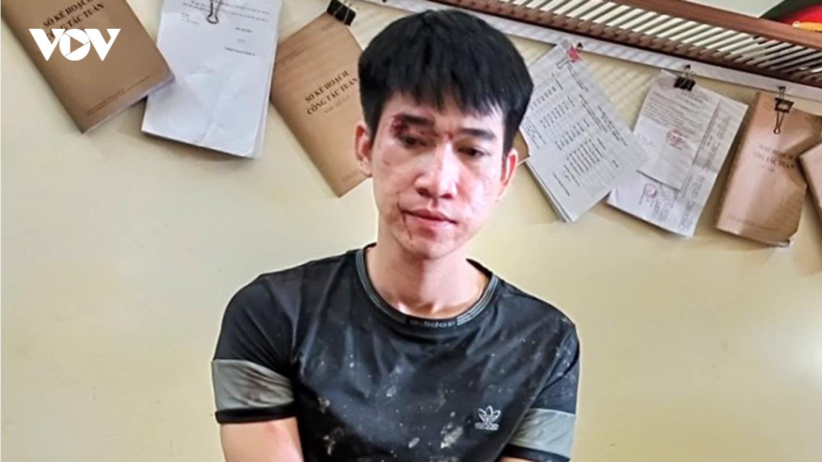 Bắt quả tang nam thanh niên ôm thùng xốp chứa gần 1.000 viên ma túy