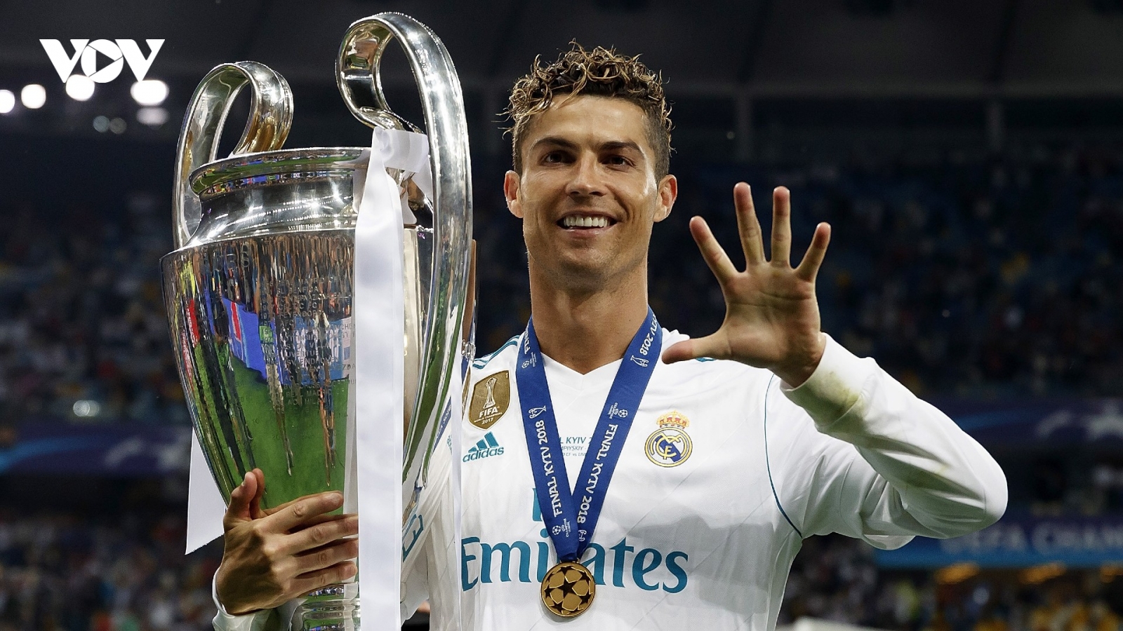 Ronaldo được vinh danh ở lễ bốc thăm vòng bảng Cúp C1 châu Âu 2024/2025