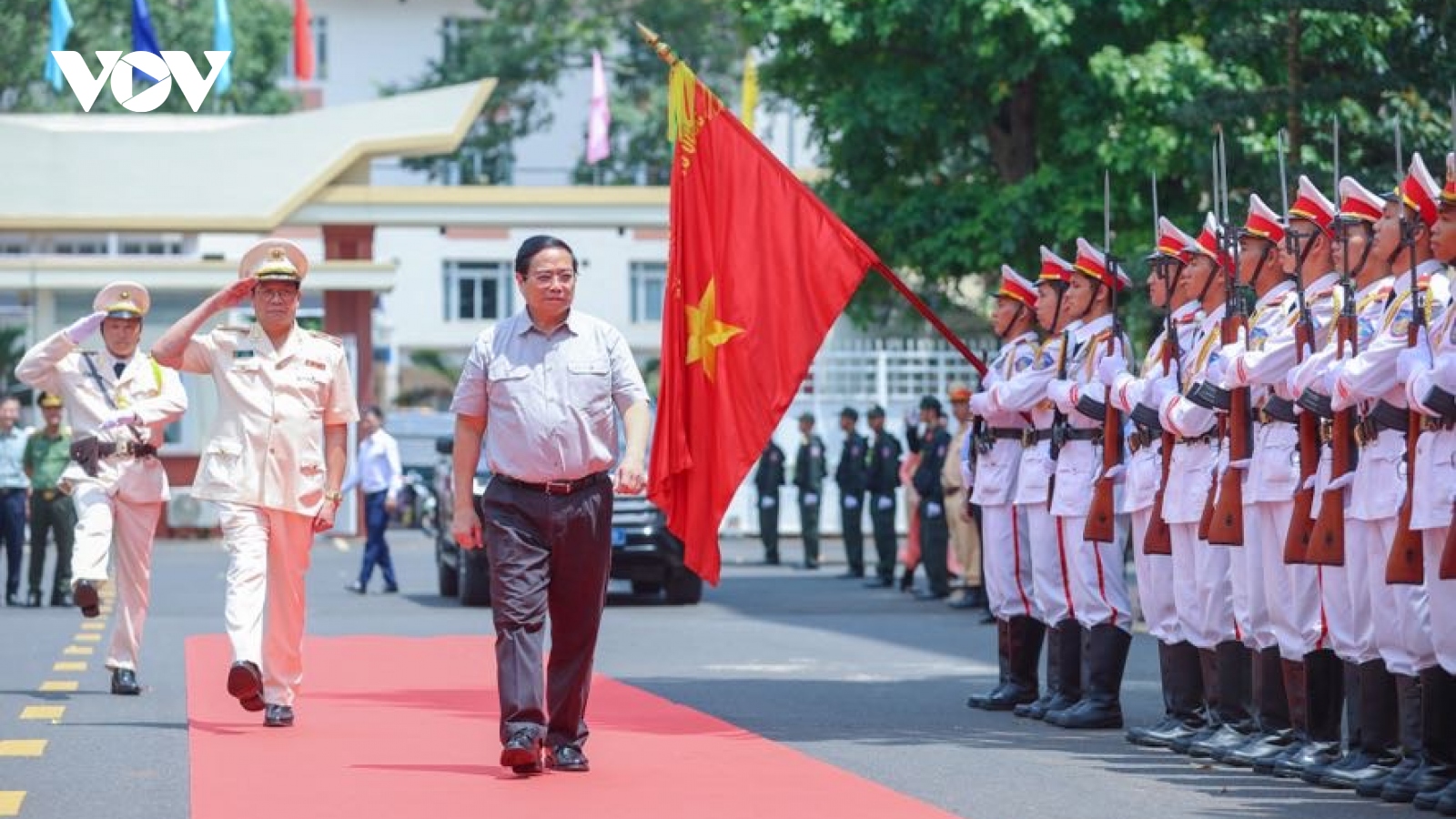 Thủ tướng Phạm Minh Chính thăm các lực lượng vũ trang tỉnh Đắk Lắk