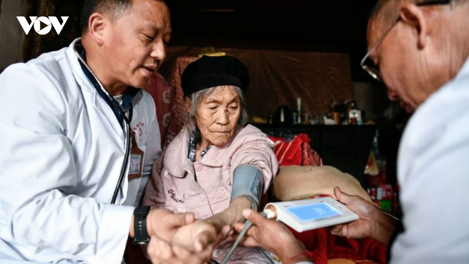 Trung Quốc trấn áp nạn lừa đảo trong lĩnh vực chăm sóc người cao tuổi