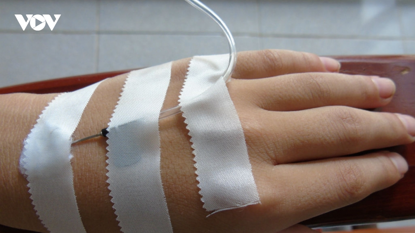 Phần lớn du khách nghi bị ngộ độc thực phẩm ở Quảng Ninh đã xuất viện