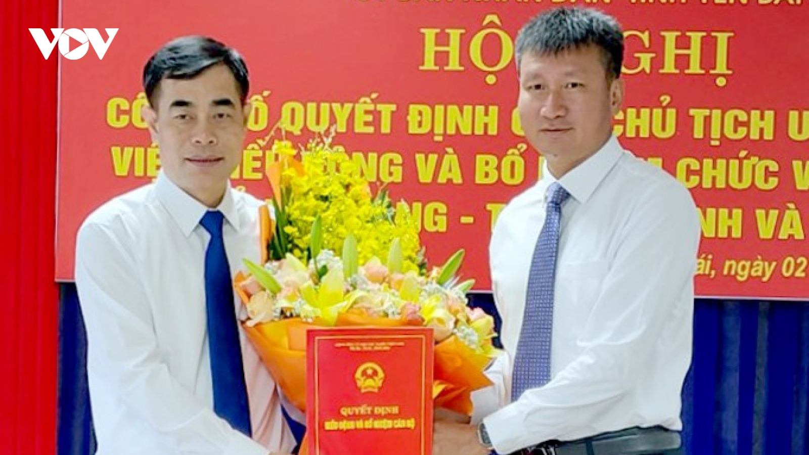 Công bố nhiều quyết định về công tác cán bộ ở Yên Bái