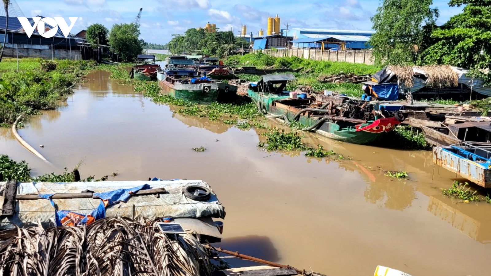 Tiền Giang xử phạt “cát tặc” hơn 10,5  tỷ đồng