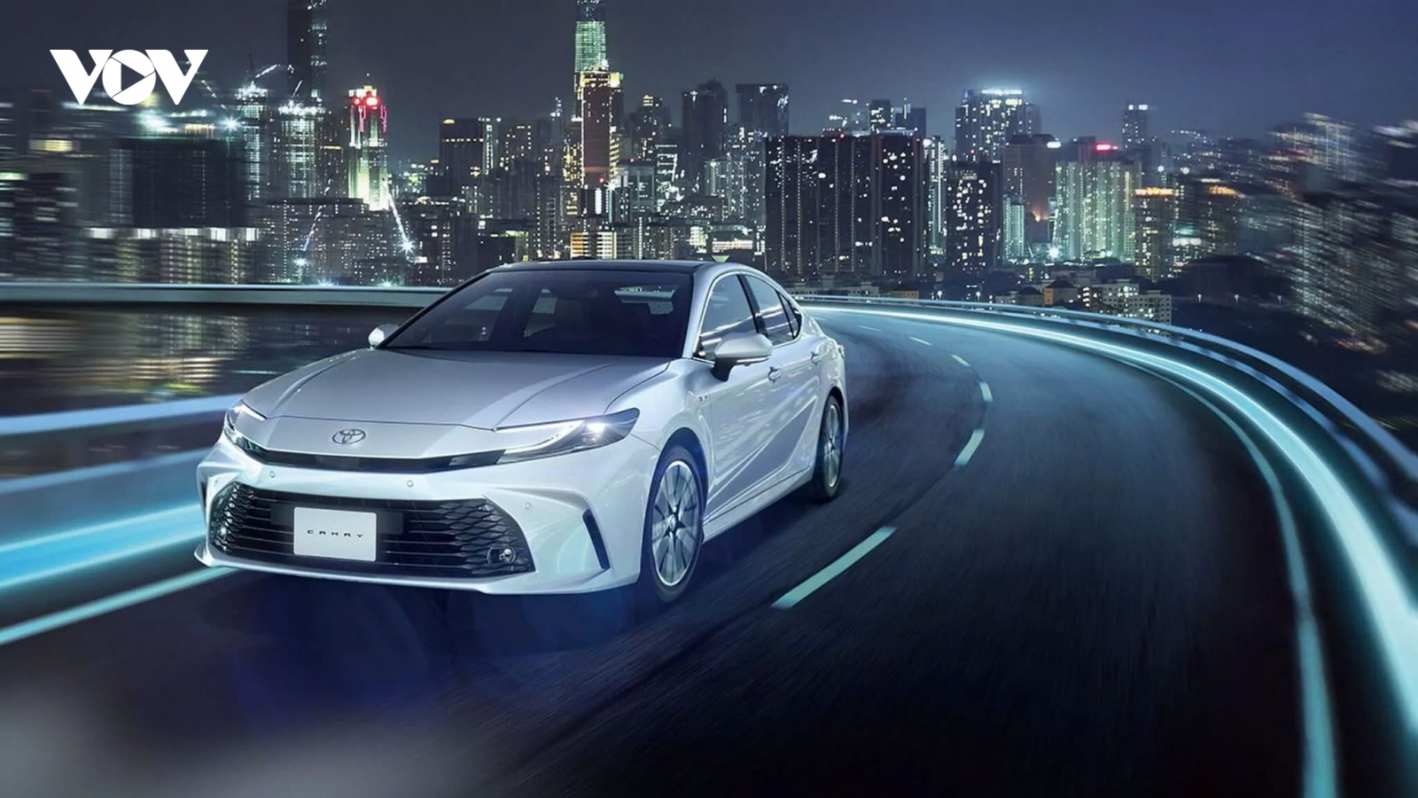 Toyota Camry sẽ được phân phối với động cơ xăng tại thị trường Trung Đông