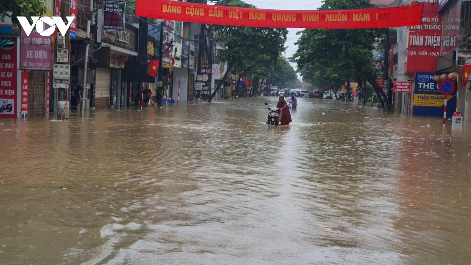 Tuyên Quang vẫn đang trong tình trạng ngập nặng