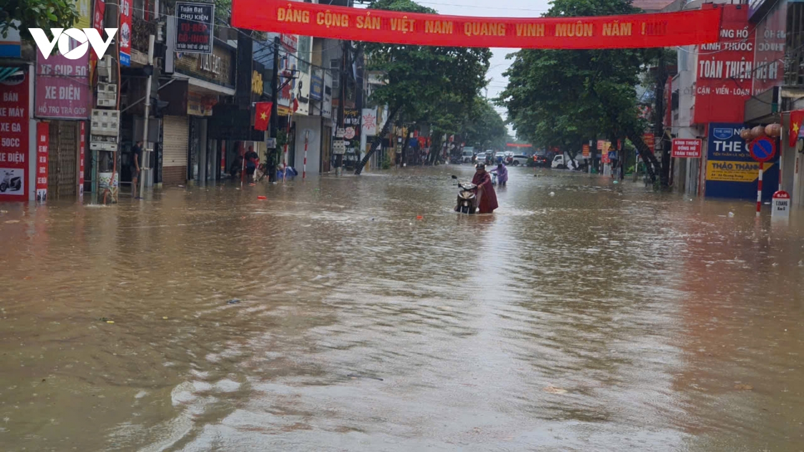 Tuyên Quang vẫn đang trong tình trạng ngập nặng