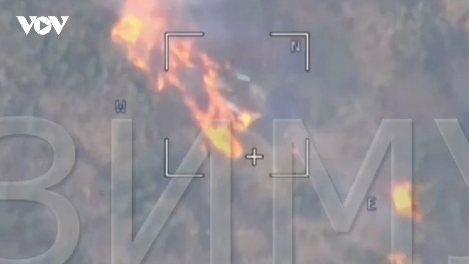 Khoảnh khắc UAV Nga bắn cháy trạm radar di động của Ukraine