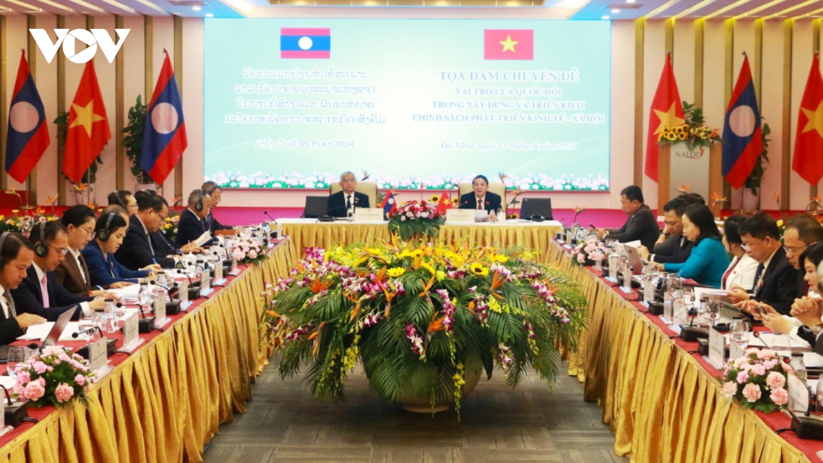 Vietnam and Laos share lawmaking experience