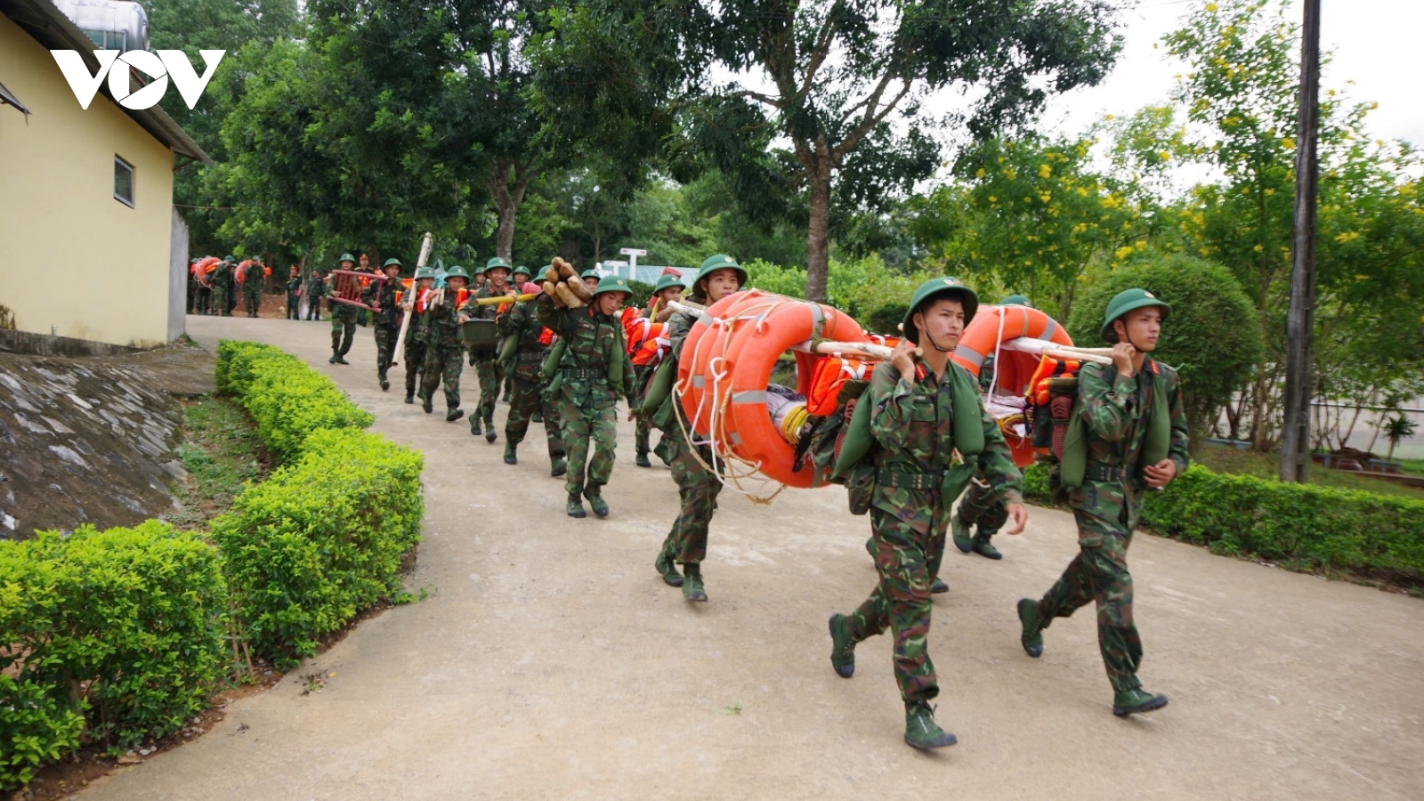 Quảng Bình xảy ra sạt lở, di dời 1000 người dân vùng nguy hiểm