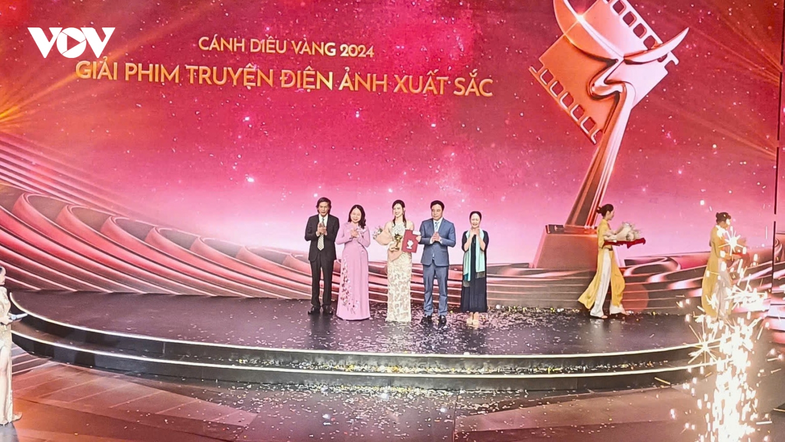 "Mai" của Trấn Thành vượt "Đào, phở và piano" giành giải Cánh diều Vàng 2024