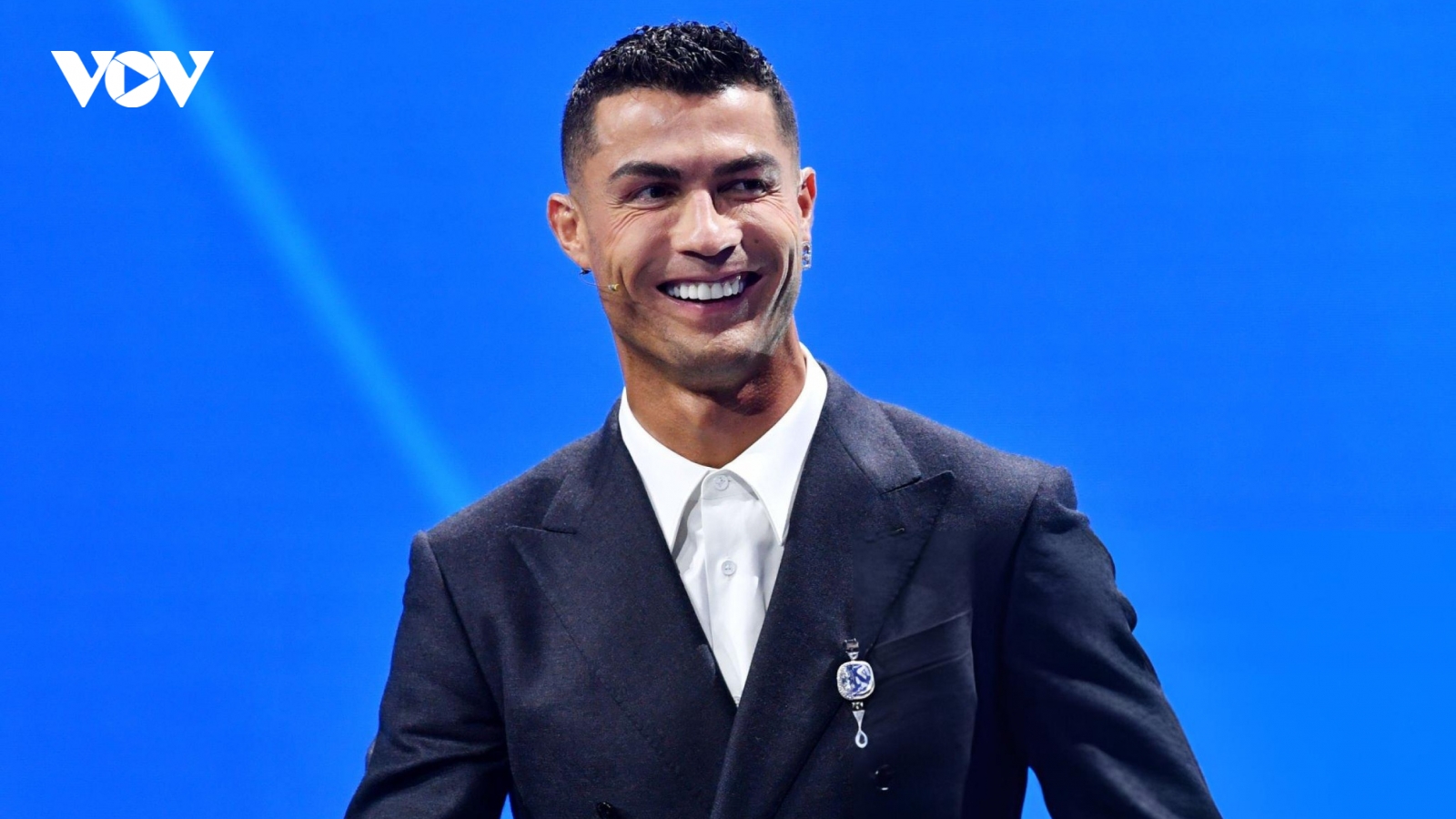 Youtuber Ronaldo tiếp tục đạt cột mốc khó tin
