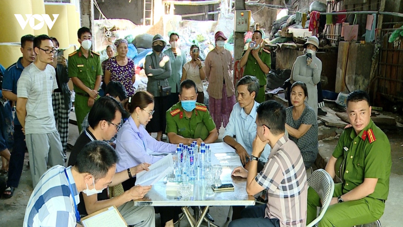 5 cơ sở sản xuất ở "thủ phủ" giấy Phong Khê bị cắt điện do vi phạm môi trường