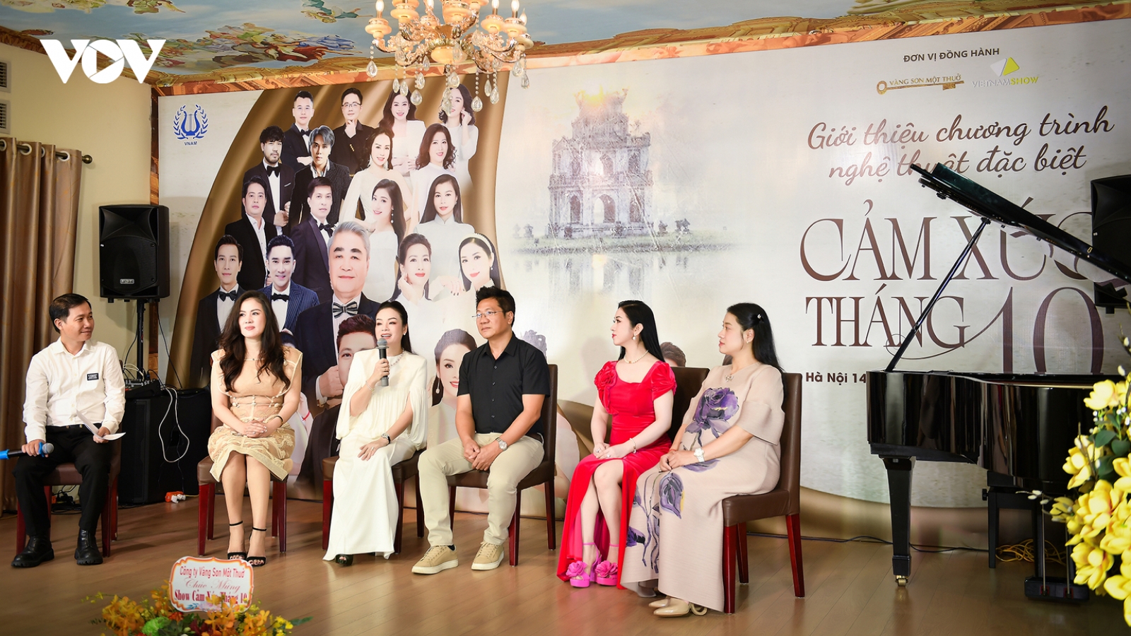"Cảm xúc tháng 10" quy tụ đông đảo các ngôi sao hàng đầu Việt Nam