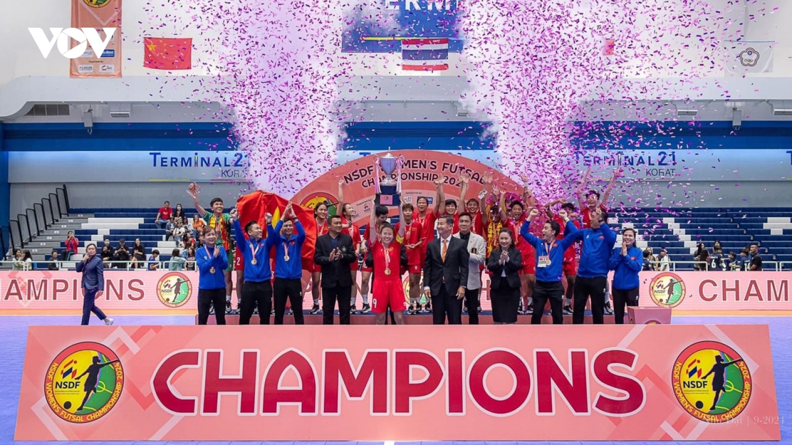 ĐT futsal nữ Việt Nam giành ngôi vô địch trên đất Thái