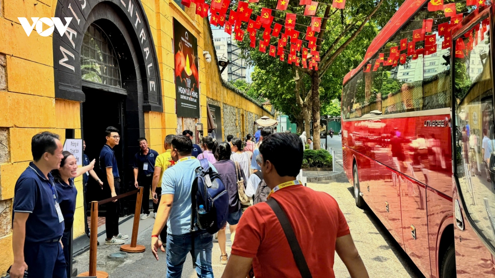 Localities attract large numbers of holidaymakers during National Day break