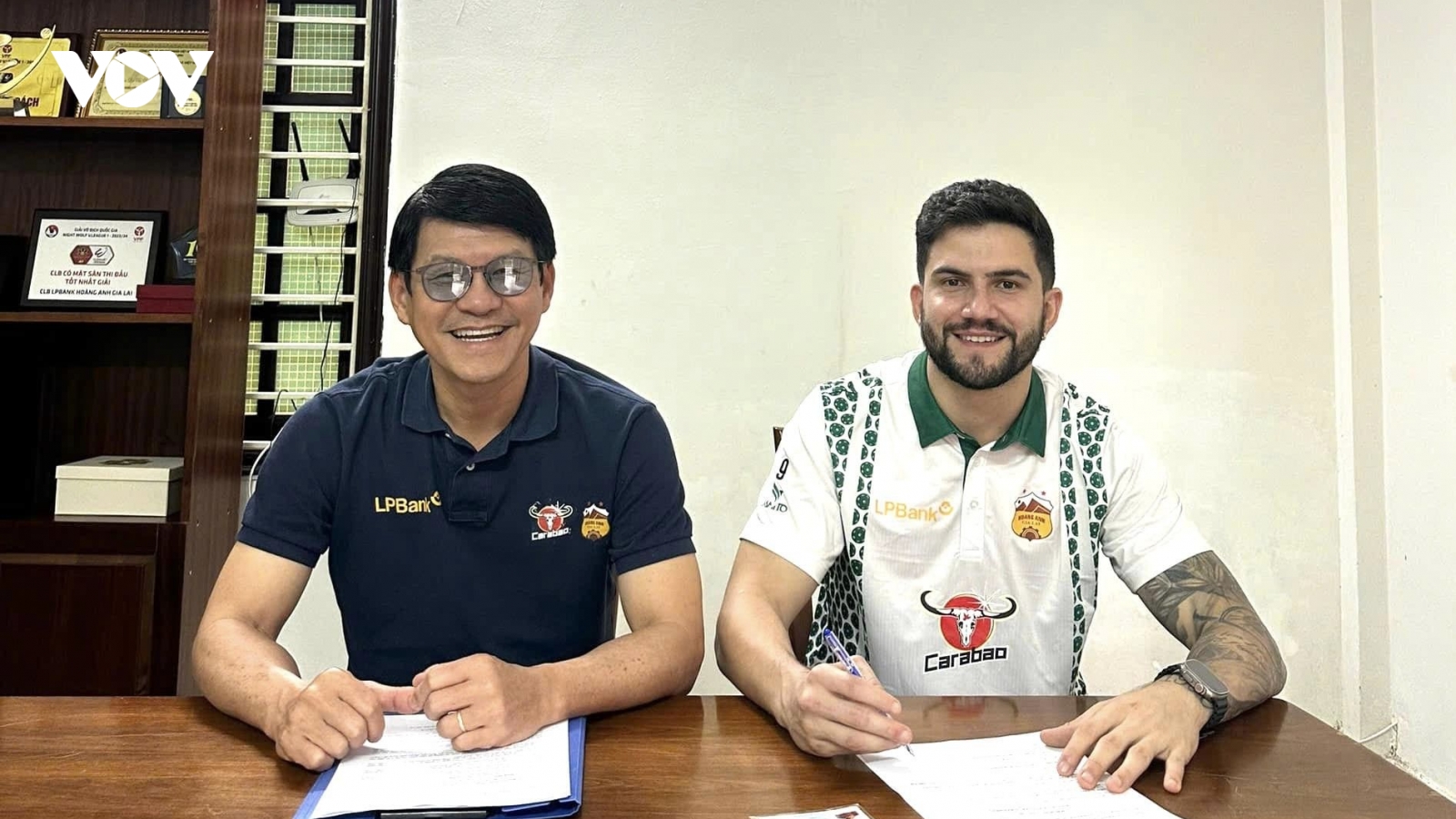 Chuyển nhượng V-League: HAGL chiêu mộ ''siêu tiền đạo''