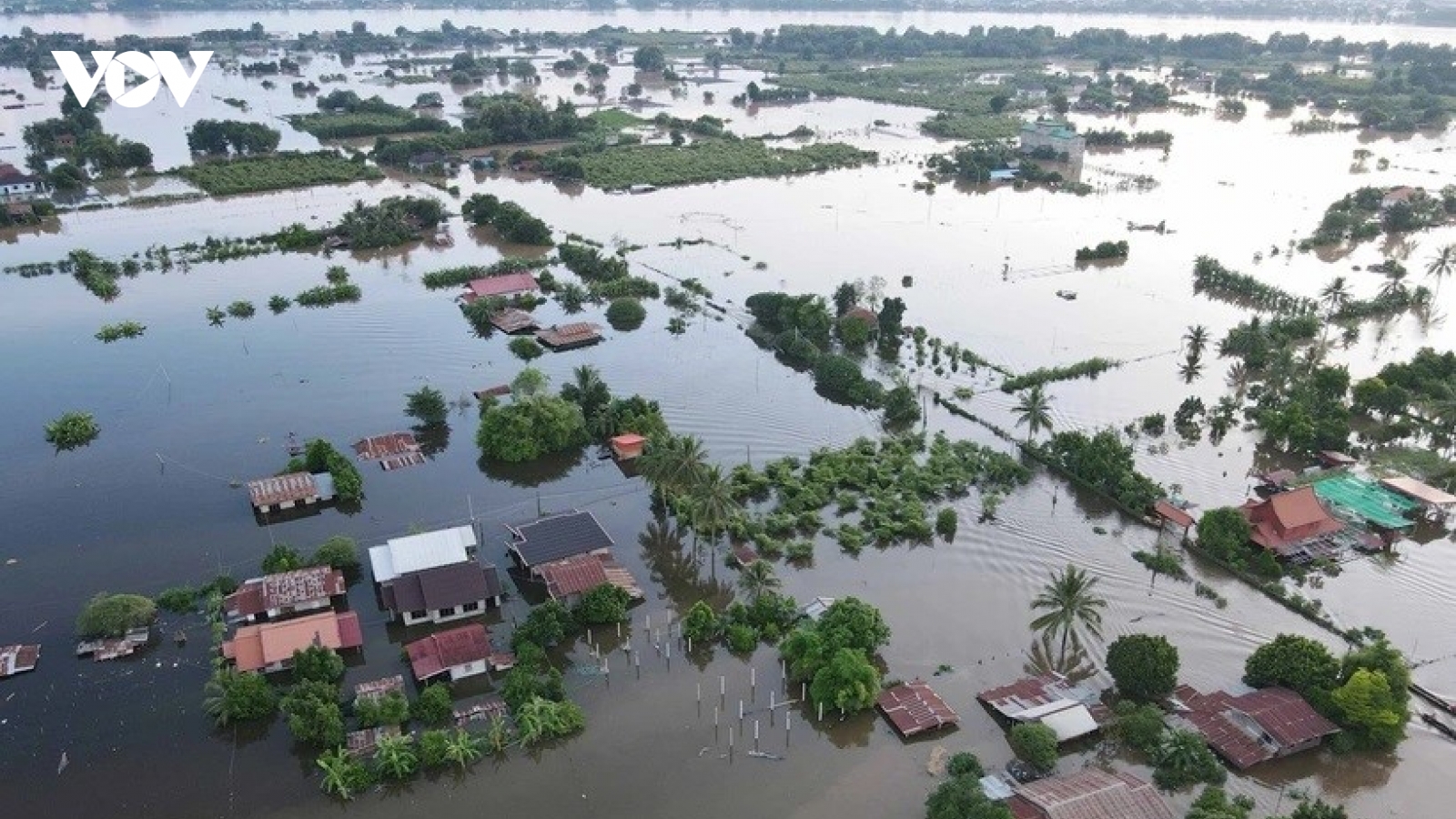 Lãnh đạo Việt Nam gửi điện thăm hỏi về tình hình ngập lụt ở Lào