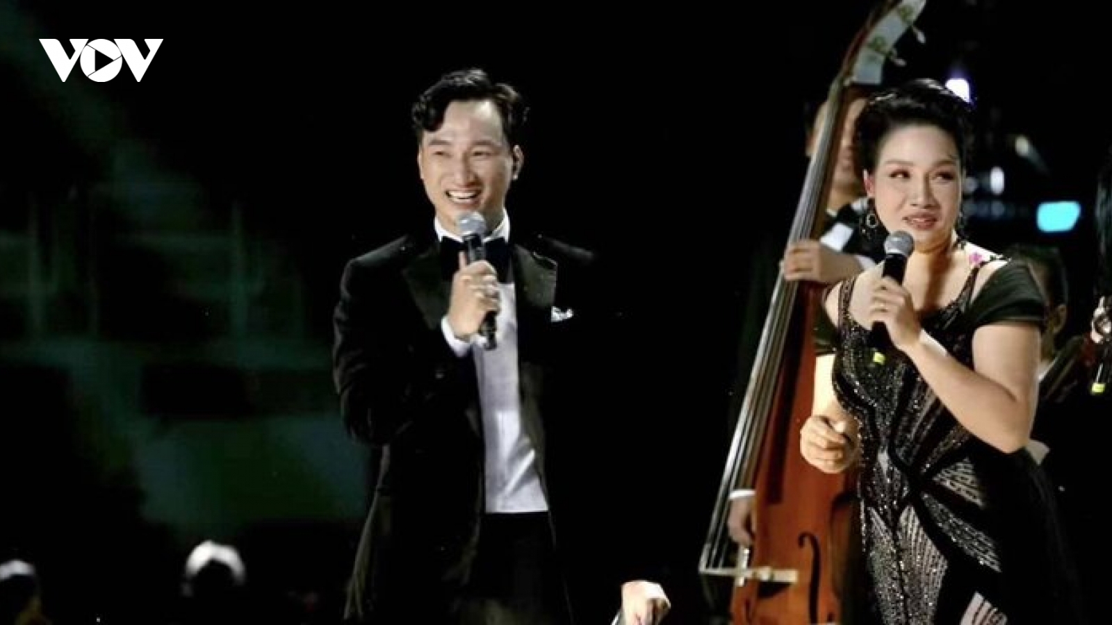 Đùa kém duyên về tuổi tác của Mỹ Linh, MC Thành Trung bị chê thiếu chuyên nghiệp