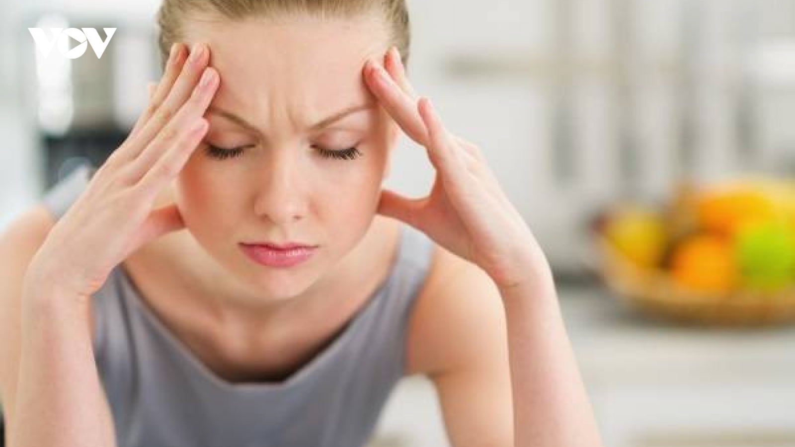 Chị chồng nợ nần tiền tỷ, đưa cả gia đình về sống cùng gia đình tôi