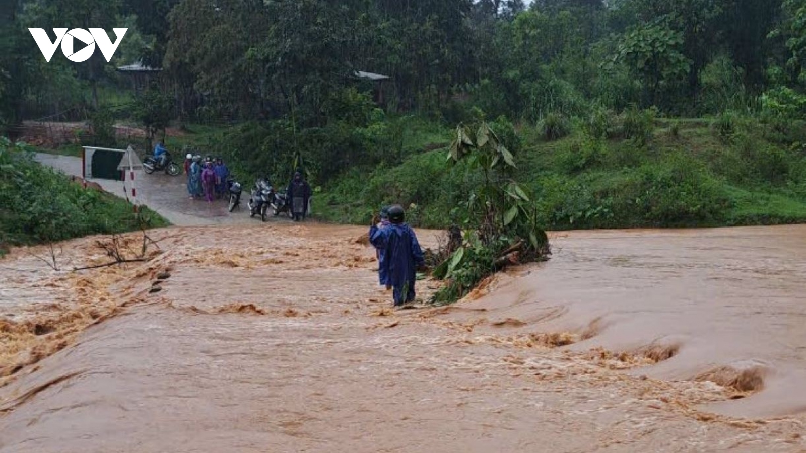 Quảng Trị: Mưa lớn, một số ngầm tràn ở miền núi bị ngập, chia cắt