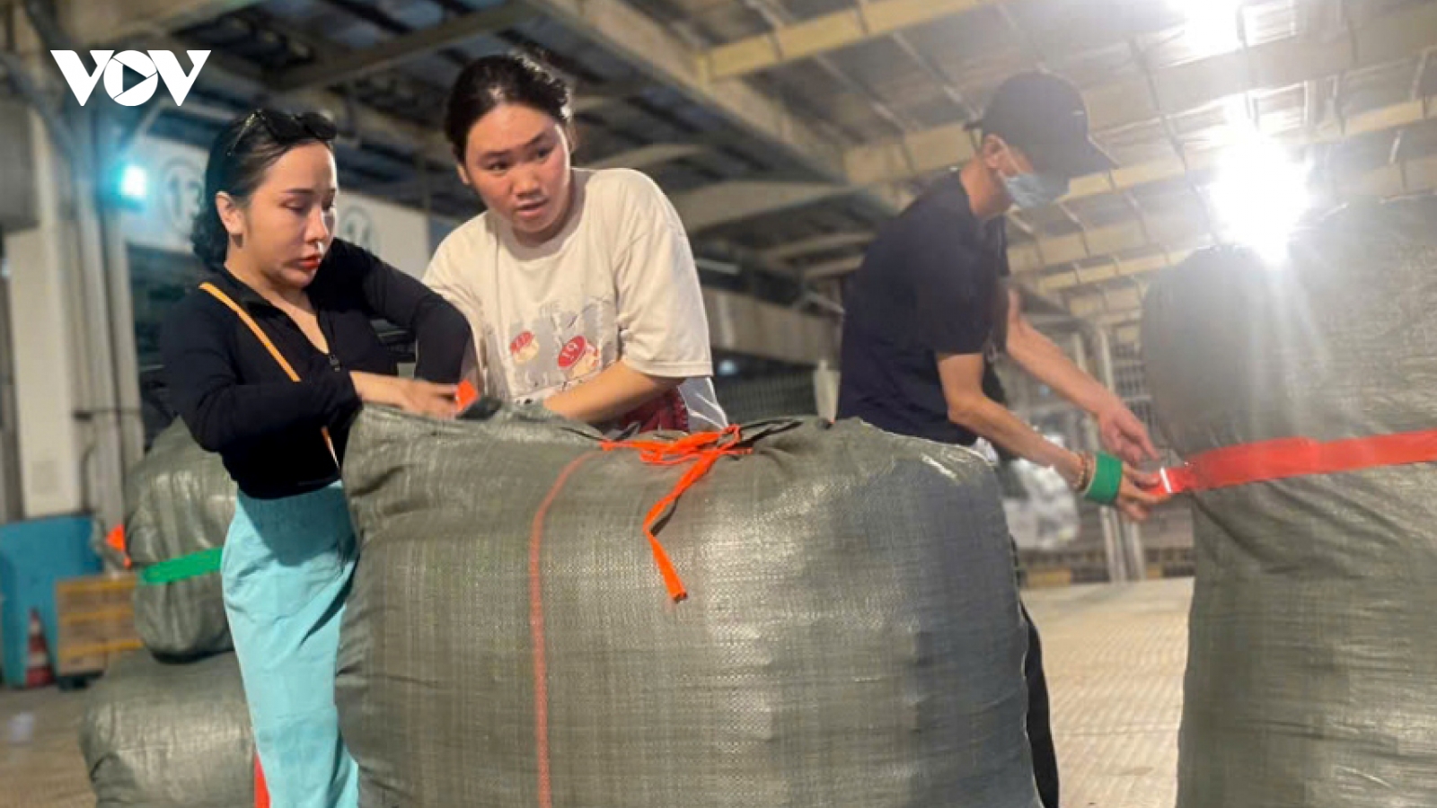 RoK grants relief aid worth US$2 million to disaster victims in Vietnam