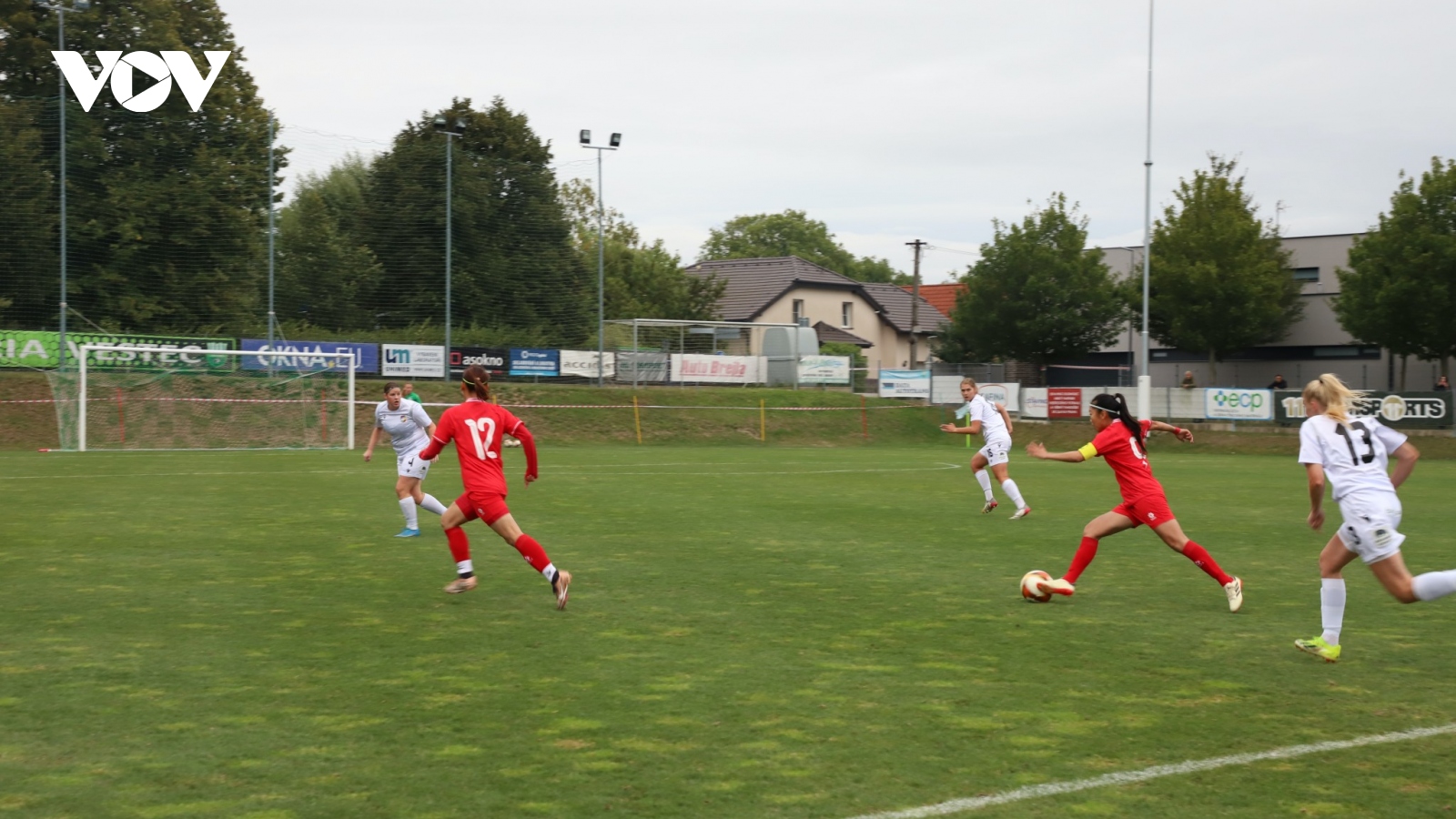 Đội tuyển bóng đá nữ Việt Nam giành chiến thắng trước CLB nữ Viktoria Plzen của Séc