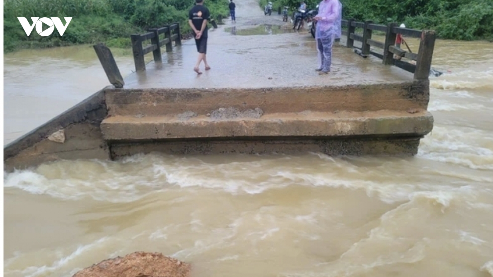Thanh Hóa: Tăng cường tuần tra, canh gác, đảm bảo an toàn đê điều