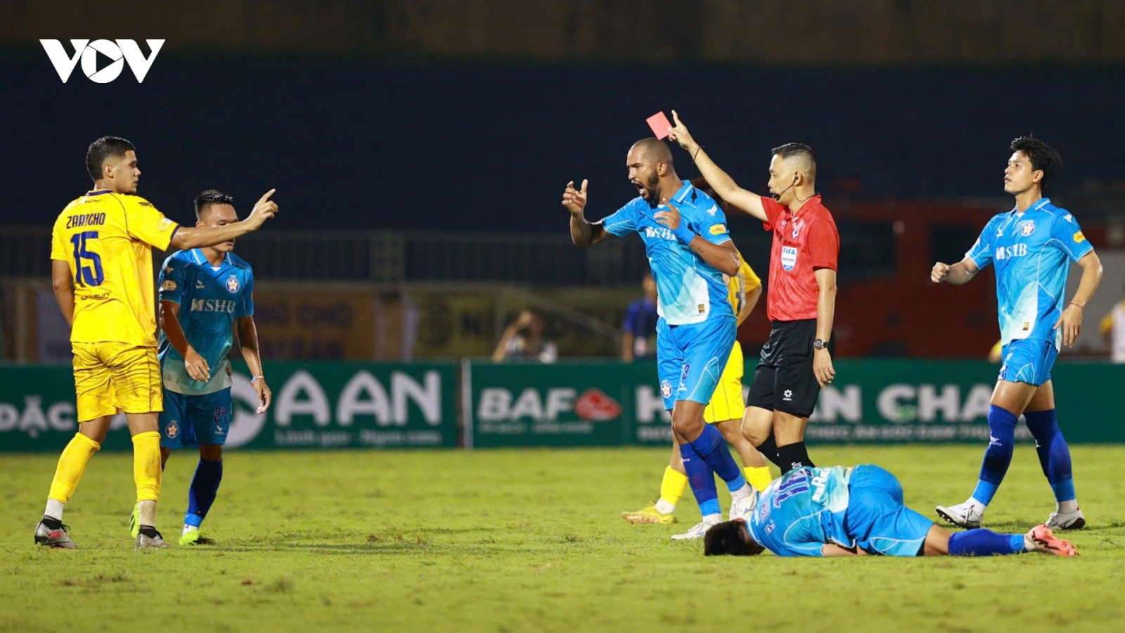Đối thủ của HAGL thiệt quân tại vòng 2 V-League 2024/2025