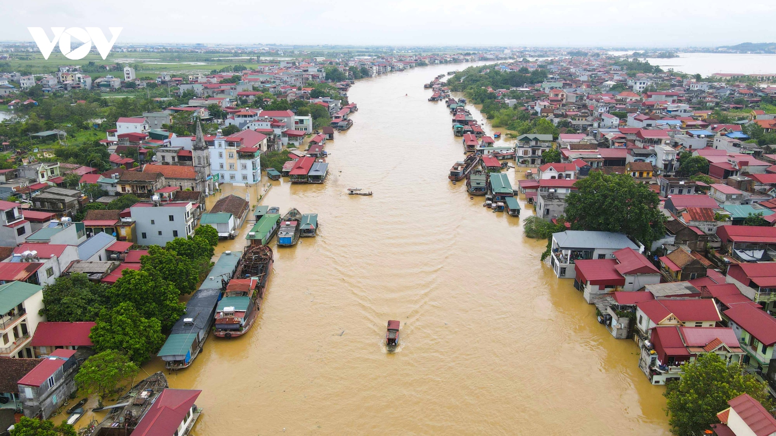 Nước sông Cầu tiếp tục dâng cao, nhiều hộ dân ở Bắc Ninh có nguy cơ ngập lụt