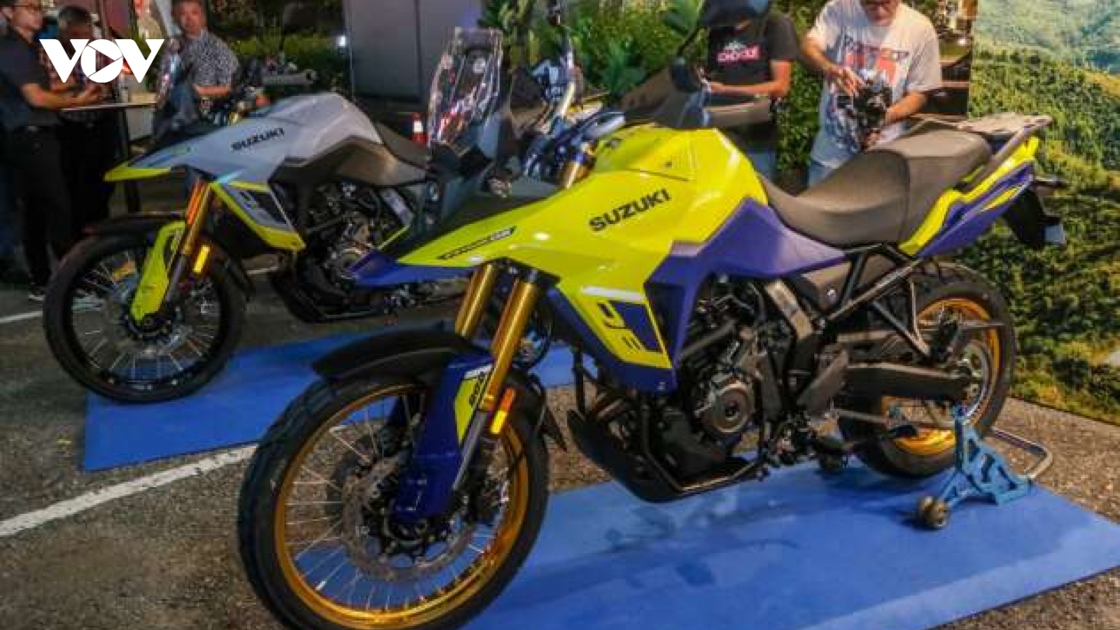 Triệu hồi Suzuki V-Strom 800 DE do lốp sau có thể bị nứt