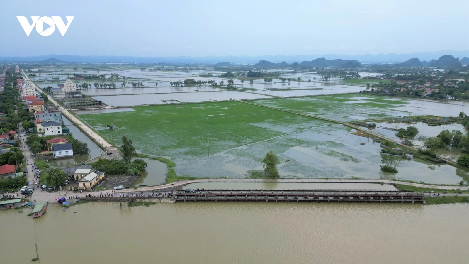 Ninh Bình chưa phải xả tràn trên sông Hoàng Long