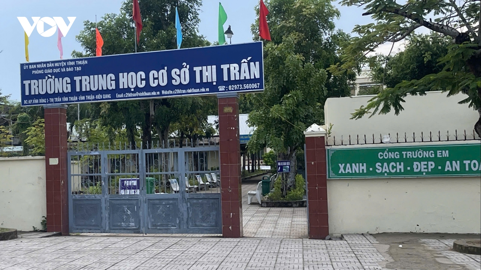 Xôn xao việc khen thưởng xuất sắc cho tập thể có lãnh đạo vi phạm, bị kỷ luật