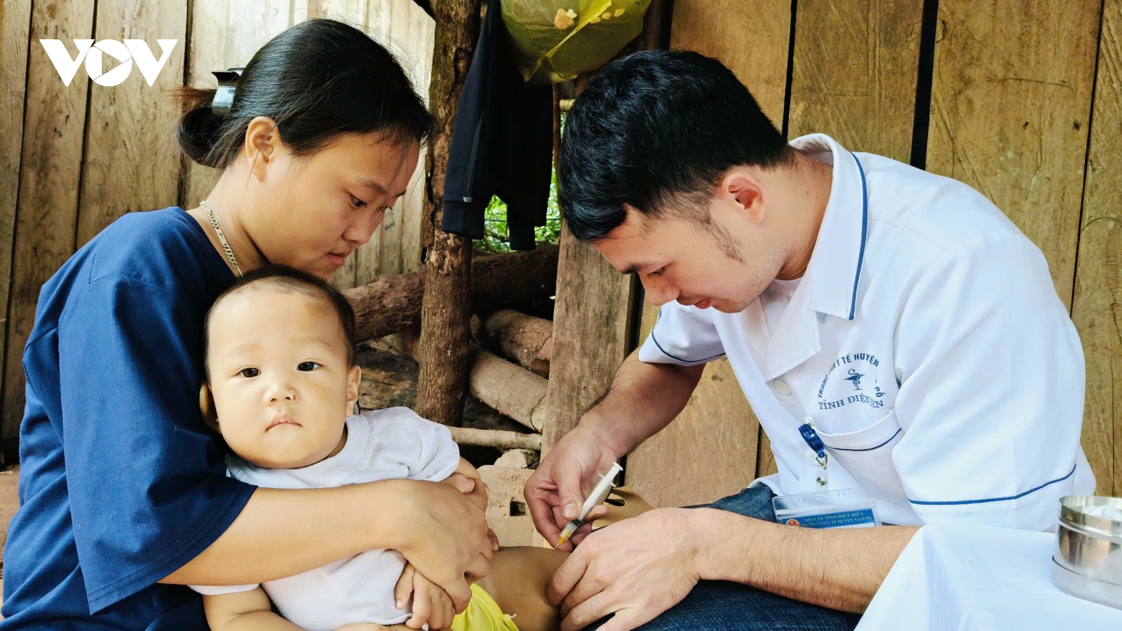 Gian nan hành trình tiêm chủng ở Na Cô Sa